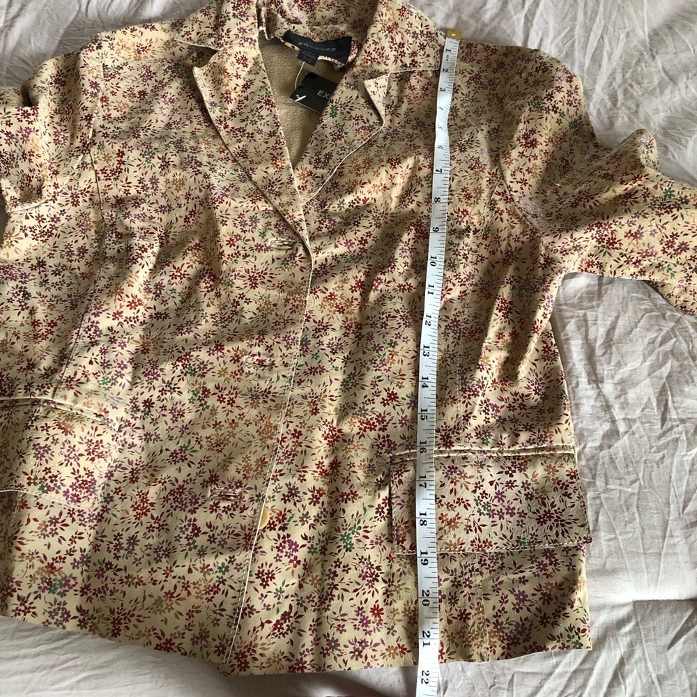 NWT Vintage Tan Suede Leather Boxy Jacket Ditzy Floral Print 7/8 - Picture 16 of 16